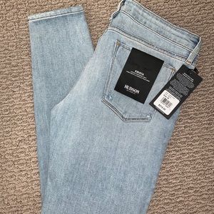 Hudson Jeans Skinny Low Rise in Light Wash Color